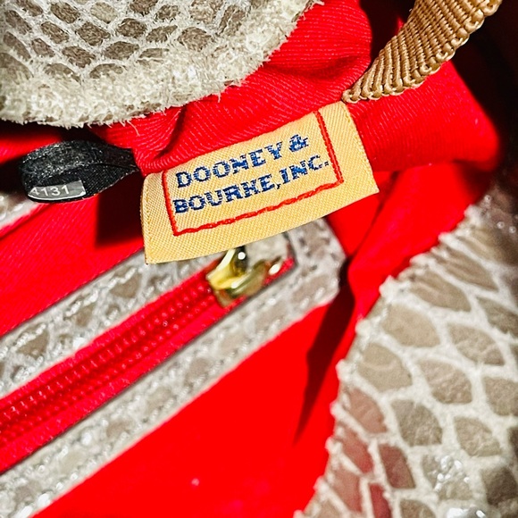 Dooney & Bourke Snakeskin Lock Sac - Picture 10 of 12